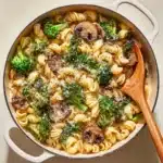 One Pot Broccoli Mac and Cheese Recipe