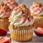 Strawberry Crunch Cupcakes Recipe