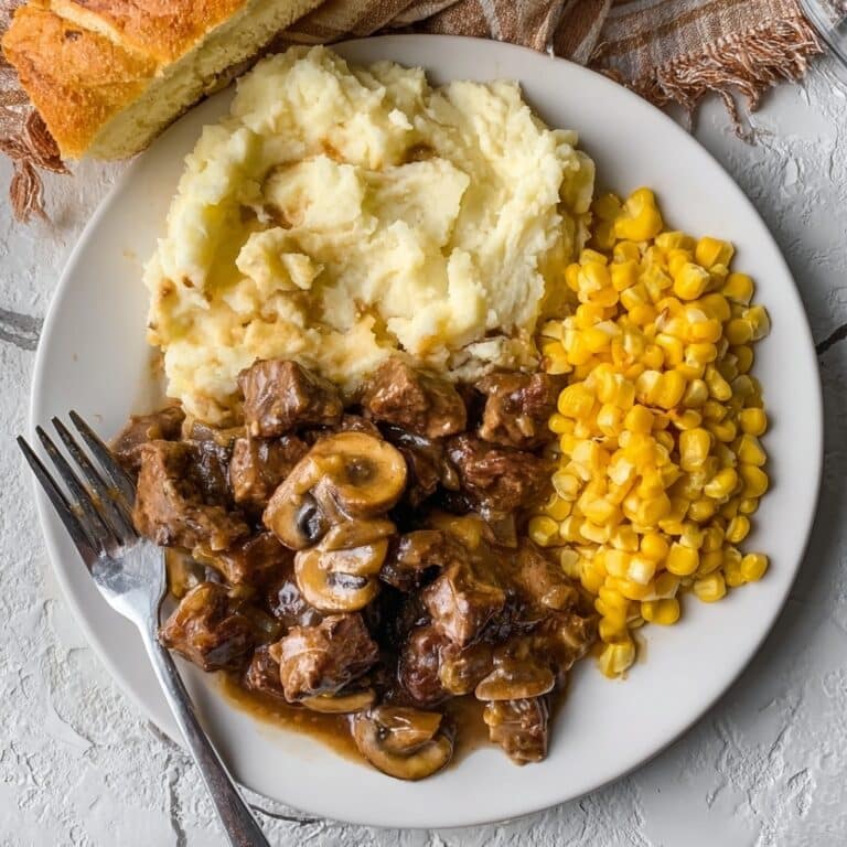 Classic Round Steak with Gravy Recipe