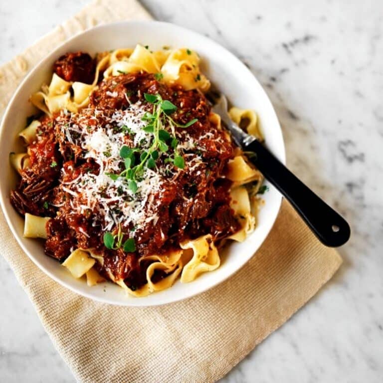Slow-cooker Beef Ragu