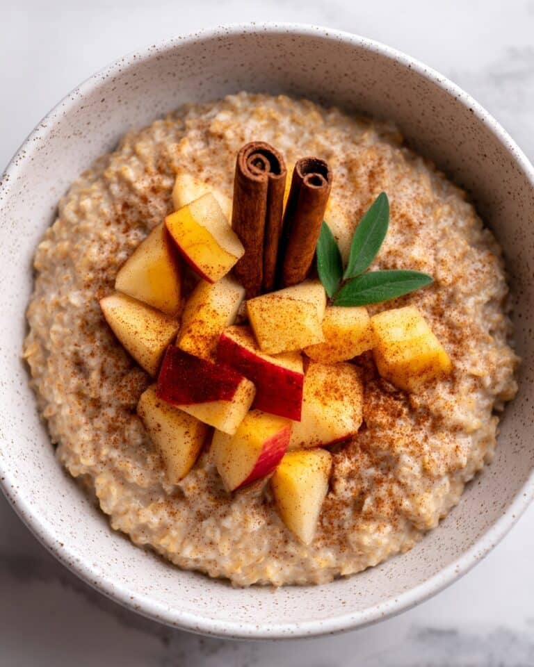Apple Cinnamon Caramel Oatmeal Porridge Recipe